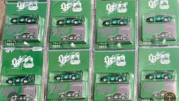 MINIGT 리버티 워크 XLARGE 콜라보레이션 사인 포함 8개