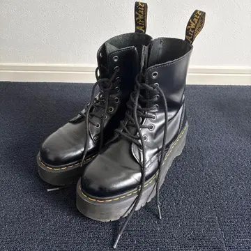 Dr.Martens jadon 8홀 통굽 24.5cm