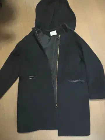 IENA 후드 부착 블랙 자켓 40