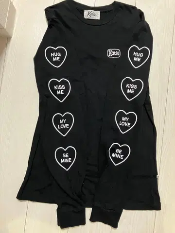 케이티 하트 프린트 긴팔 티셔츠