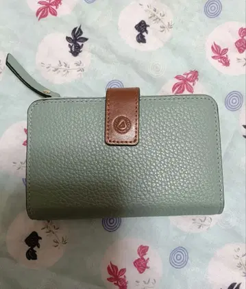 그린 가죽 접이식 지갑