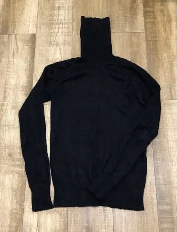 TSUMORI CHISATO 알파카 블랙 터틀넥 스웨터 M