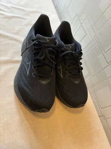 미즈노 웨이브 라이더 28 SW 블랙