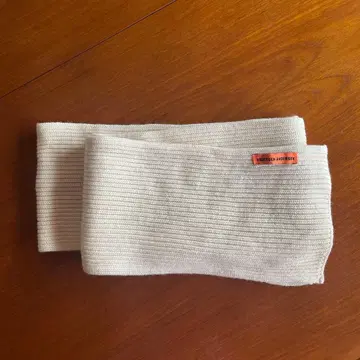 ANDERSEN-ANDERSEN 아이보리 머플러