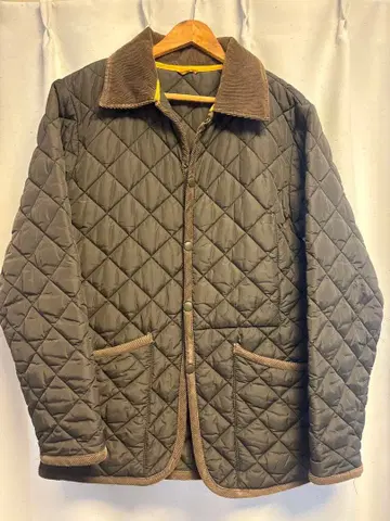 UNITED ARROWS 다크 브라운 퀼팅 자켓 S