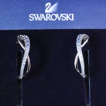 스와로브스키 TWIST 후프 귀걸이 블루