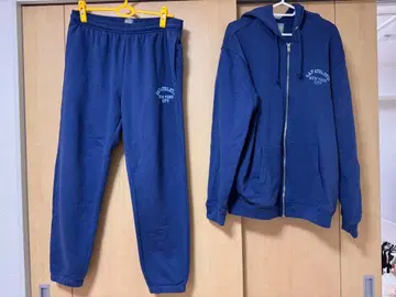 GAP 셋업 상의 L 사이즈, 하의 M 사이즈