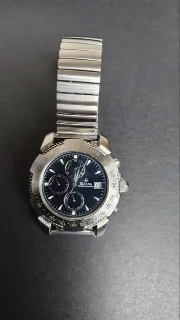 Bulova 크로노그래프 손목시계