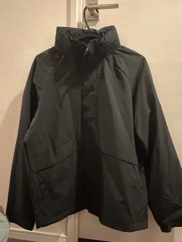 UNIQLO 블랙 나일론 자켓 M