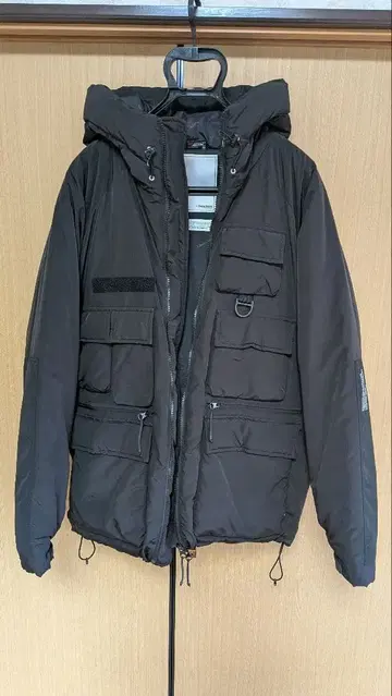 블랙 밀리터리 자켓 후드 부착