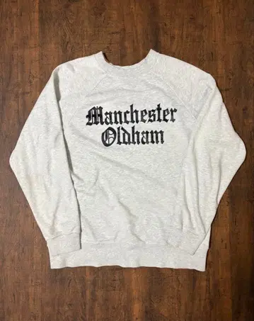 BEAMS 프린트 맨투맨