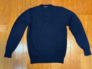 BEAUTY & YOUTH 네이비 V넥 스웨터 M