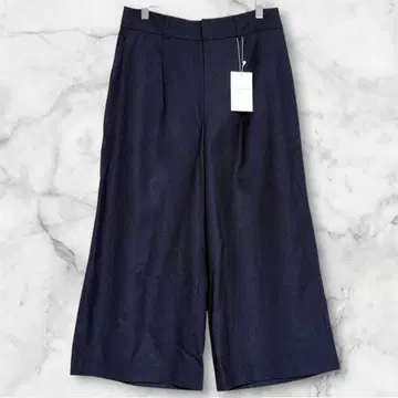 [ 새상품 ] 투모로우랜드 네이비 와이드 팬츠 턱 네이비