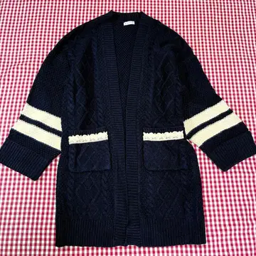 새상품급 axesfemm 네이비 케이블 니트 두꺼운 원단 롱 가디건