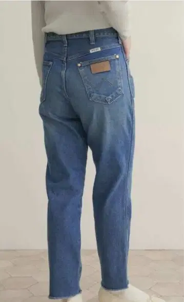 [ 별주 ] wrangler x DOORS 하이라이즈 컷오프 데님 블루