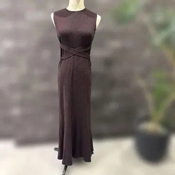 리랜드트루 브라운 슬리브리스 롱 원피스 M