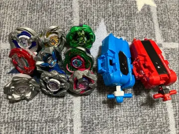 베이블레이드 9개, 런처, 빨간색 P 비트