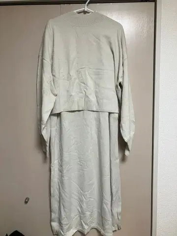 택 포함 새상품 GU 멀티 웨이 니트 원피스 빅 사이즈 3XL 베이지