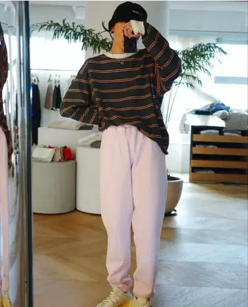 핑크 조거 팬츠 맨투맨 소재