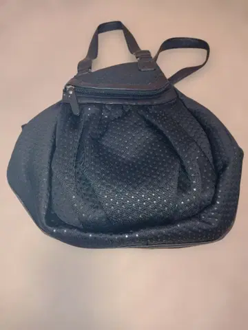 블랙 나일론 메쉬 숄더백