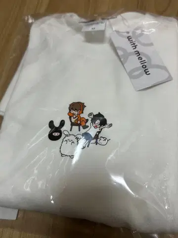 with mellow PUS 2025 LONG-T white