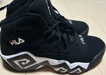 FILA 휠라 하이컷 스니커즈 블랙 매쉬번