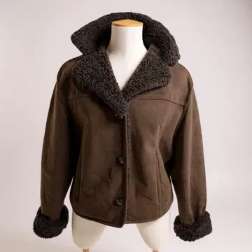 브라운 무스탕 코트 퍼 포함