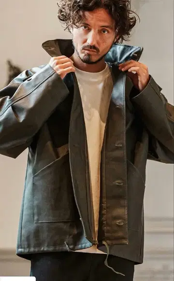 [ CAMBIO ] 인조 가죽 블루종 M 사이즈 거의 미사용