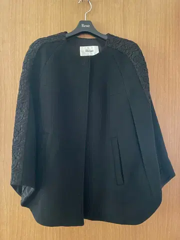 Rene 판초 케이프 코트 블랙