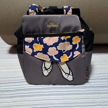 mis zapatos 플라워 무늬 숄더백(백팩)