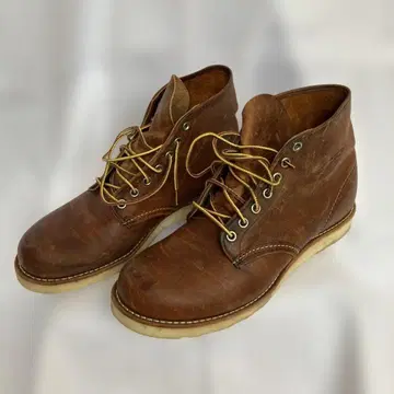 밑창을 봐! 신고 있지도 않잖아! Red Wing 9111