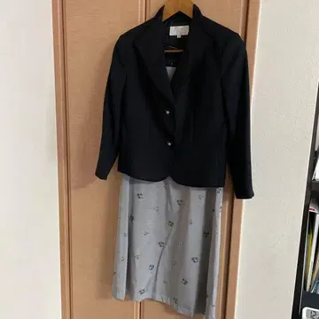 포멀 슈트 3종 세트 꽃무늬 원피스 블랙 자켓 9호