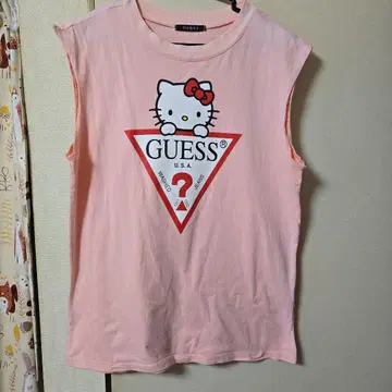 GUESS 헬로키티 티셔츠 S 핑크