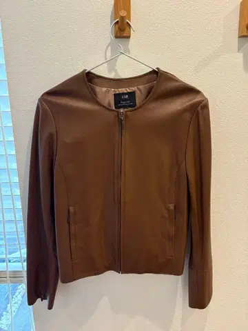23구 브라운 가죽 자켓