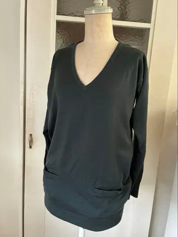 Margaret Howell과 JOHNSMEDLEY의 콜라보 스웨터