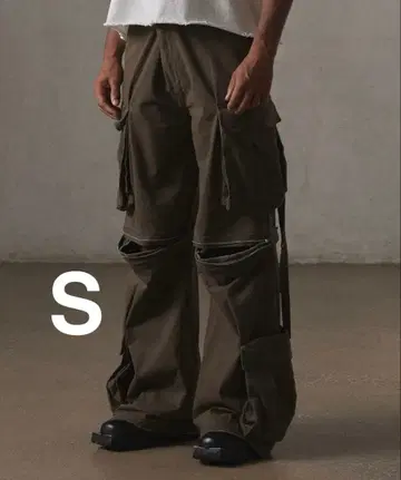 [ 구하기 어려움 ] GRANCY 지퍼 디자인 카고 팬츠 S 사이즈
