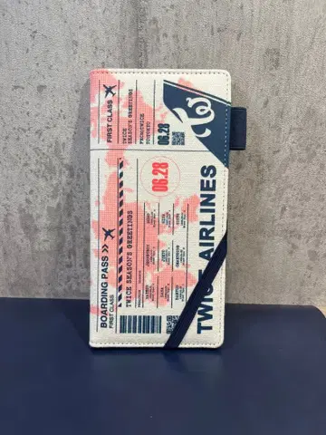 TWICE  2019 여권 케이스