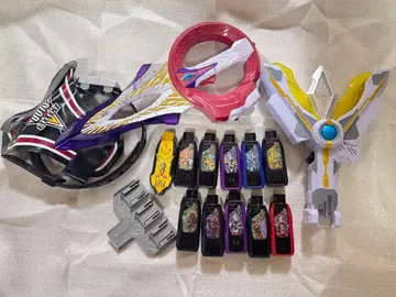 울트라맨 트리거 럭셔리 15종 세트!