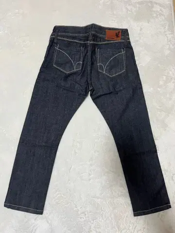 Right-on BACKNUMBER 다크 블루 스트레이트 레그 데님