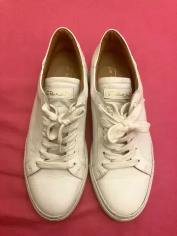 이탈리아제 새상품급 Via Rome 38 화이트 스니커즈 천연 가죽