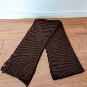 BATONER 바토너 머플러 다크 브라운 리브 니트 방한 대책