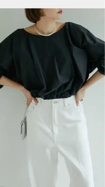 GALLARDAGALANTE 개더 돌먼 블라우스 블랙