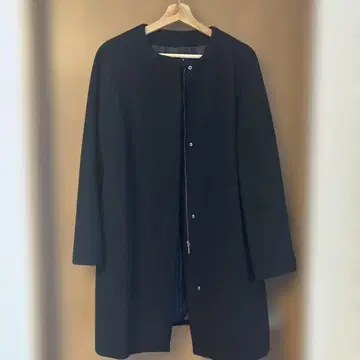 INDIVI 울 노카라 코트 블랙