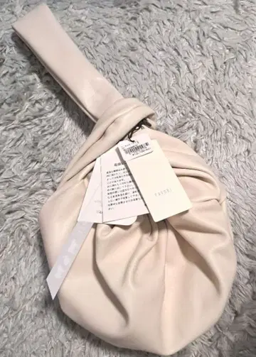 ADD CULUMN 애드 컬럼 핸드백 클러치