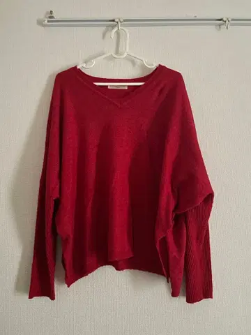 Chez toi 빨간색 긴팔 니트