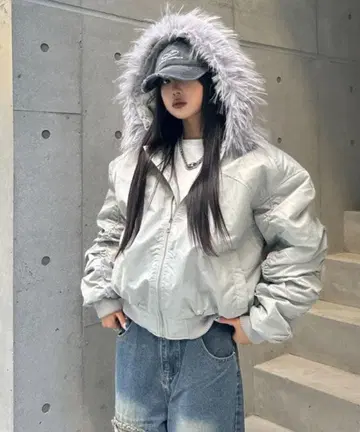 KSG 퍼 포함 다운 자켓 그레이