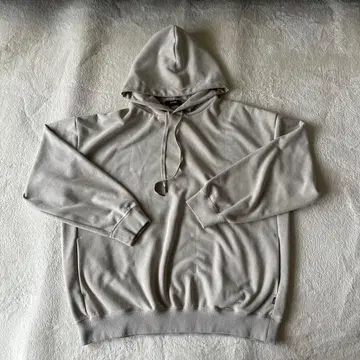 BEAMS HEART 라이트 그레이 후드티