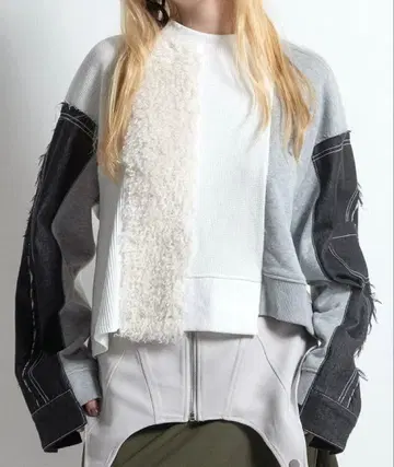 [ 새상품 미사용 ] AULAAILA 데님 콤비네이션 풀오버