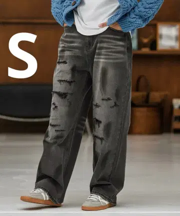 캄비오 릴랙스 스트레이트 데님 팬츠 S 사이즈 미사용 새상품 블랙