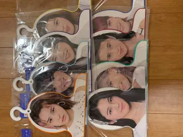 [ 정품.미사용 ] NiziU 비주얼 행거(제일복권)